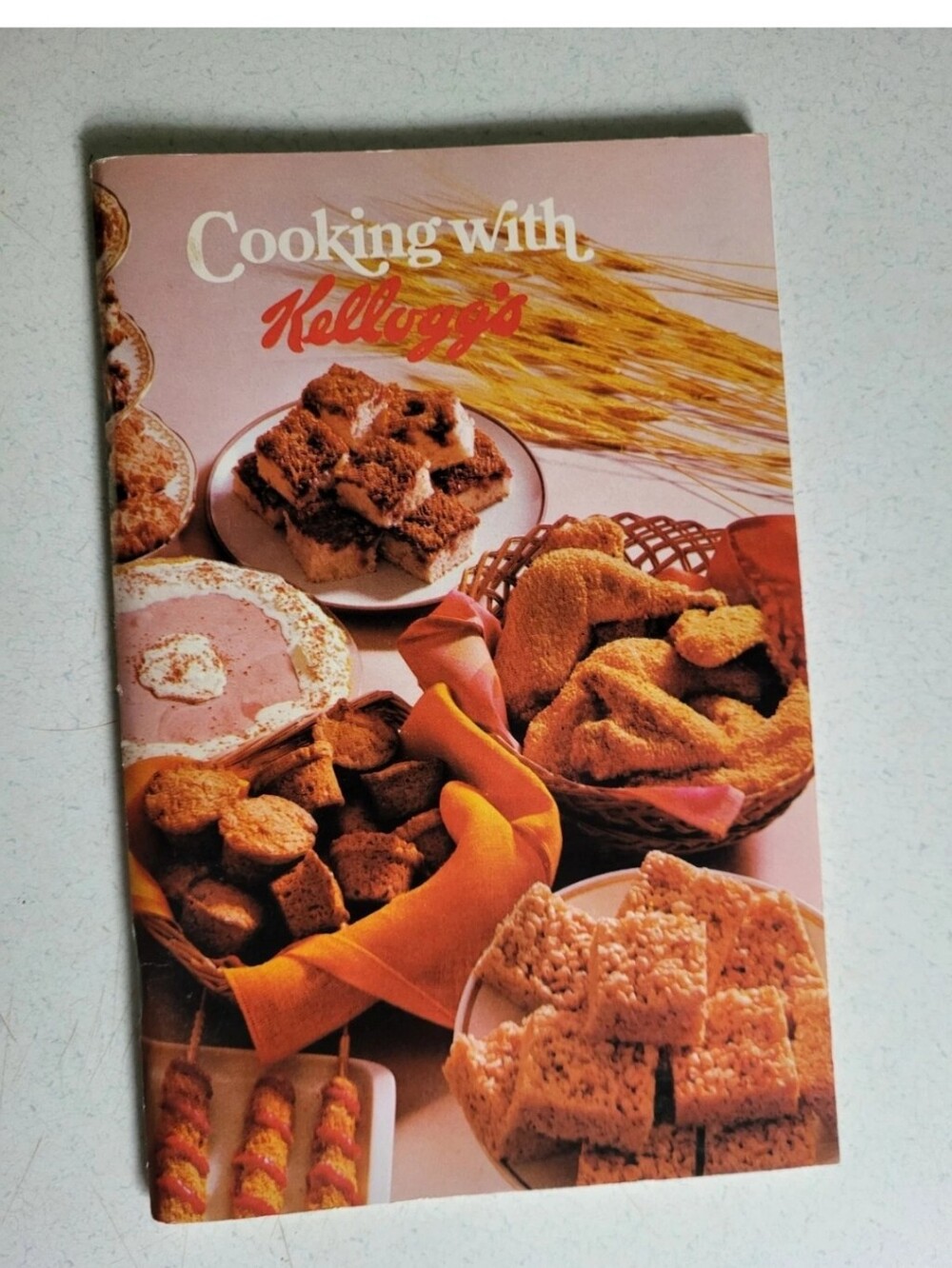 Cooking With Kelloggs Cookbook Vintage Recipes Booklet  Vtg